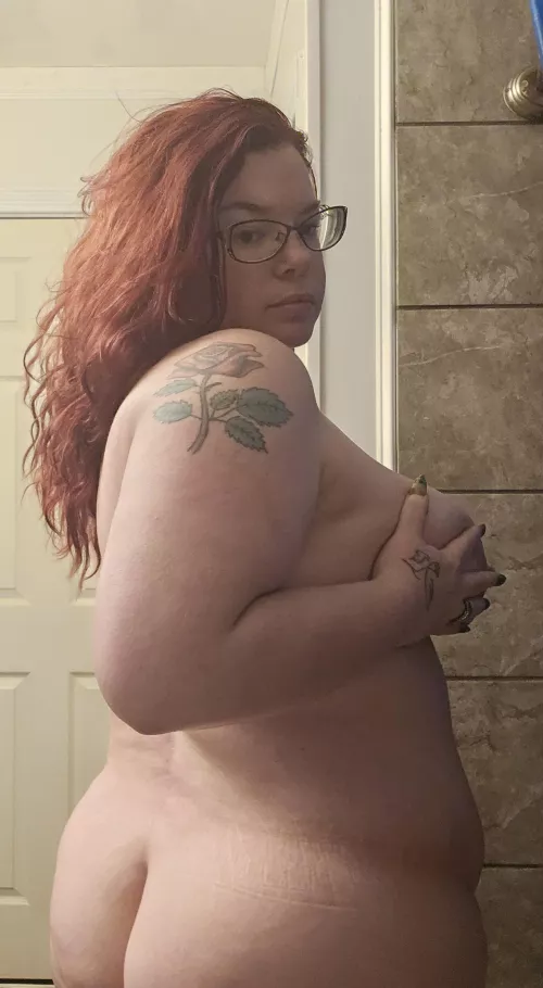 Loving my body one day at a time by sexytits1989