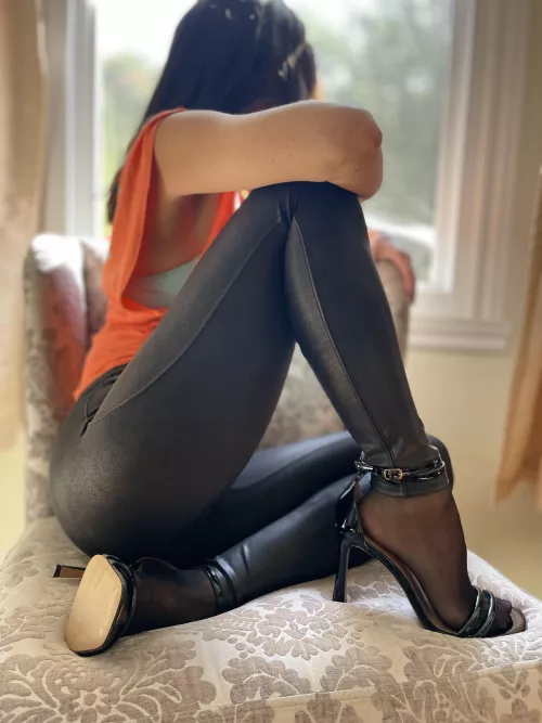 Still trying to make leggings and high heels work. Do you think I can pull it off by pixiefeet76