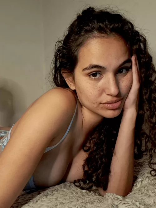 Babygirl's a little bored, can you entertain me? by Zebi786