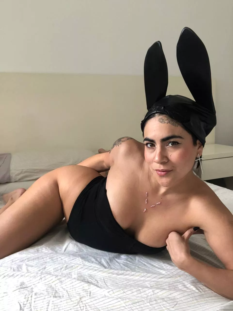 Do you want to feel them with your mouth? I'm ready for you. posted by Mislatingyal