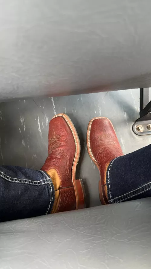 Double H by Street-Stay9928