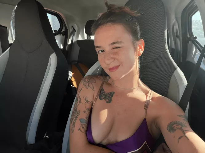 Giving you the cheer leader vibe by demonfaceinc