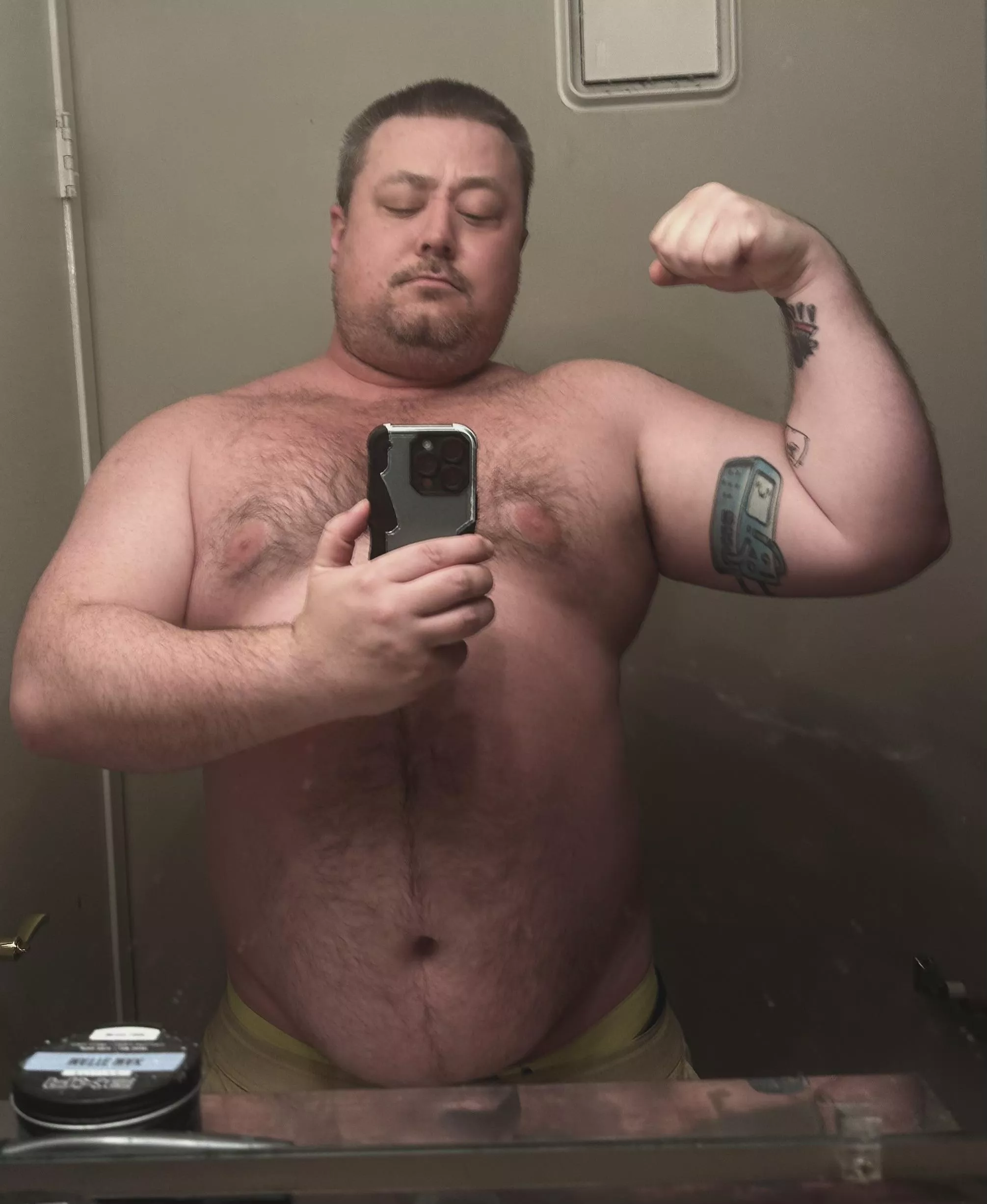 Guts n’ guns posted by Earffffff