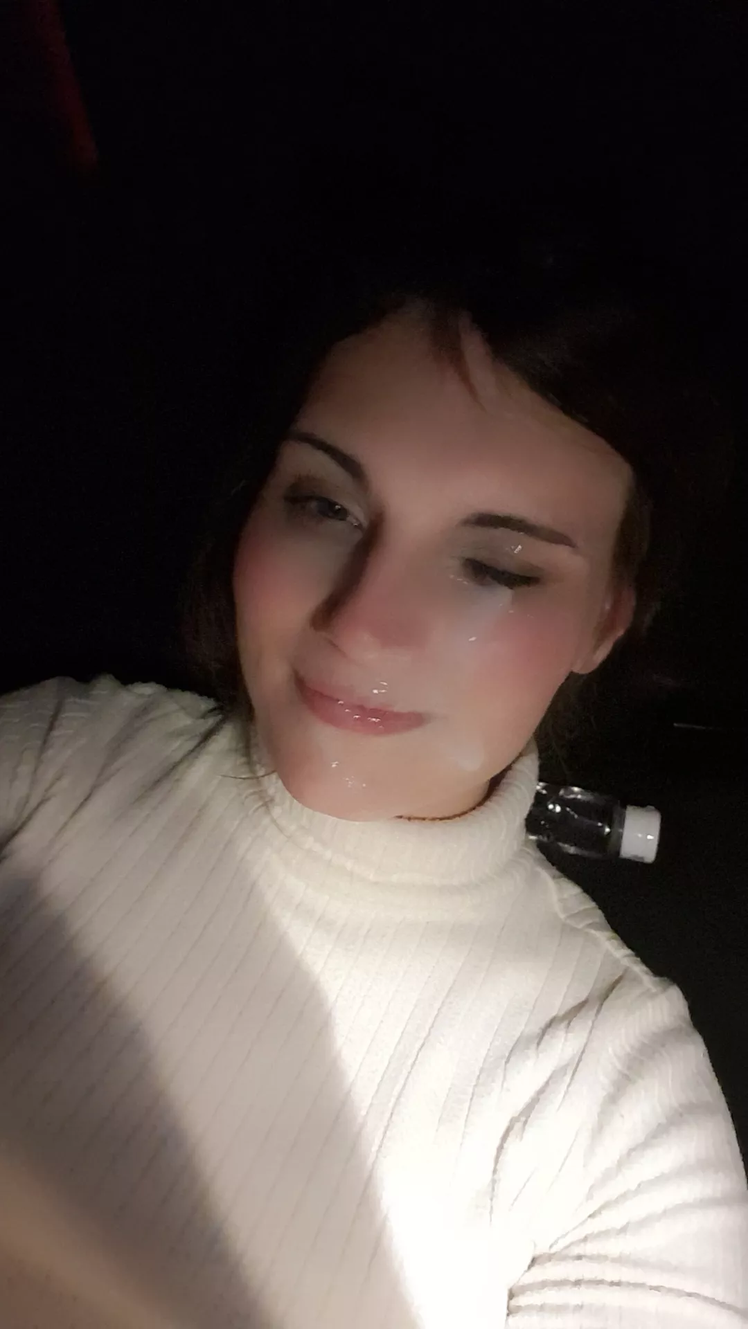 He made a mess on my face then we went out for dinner 💦 posted by Lucy_B_NSFW