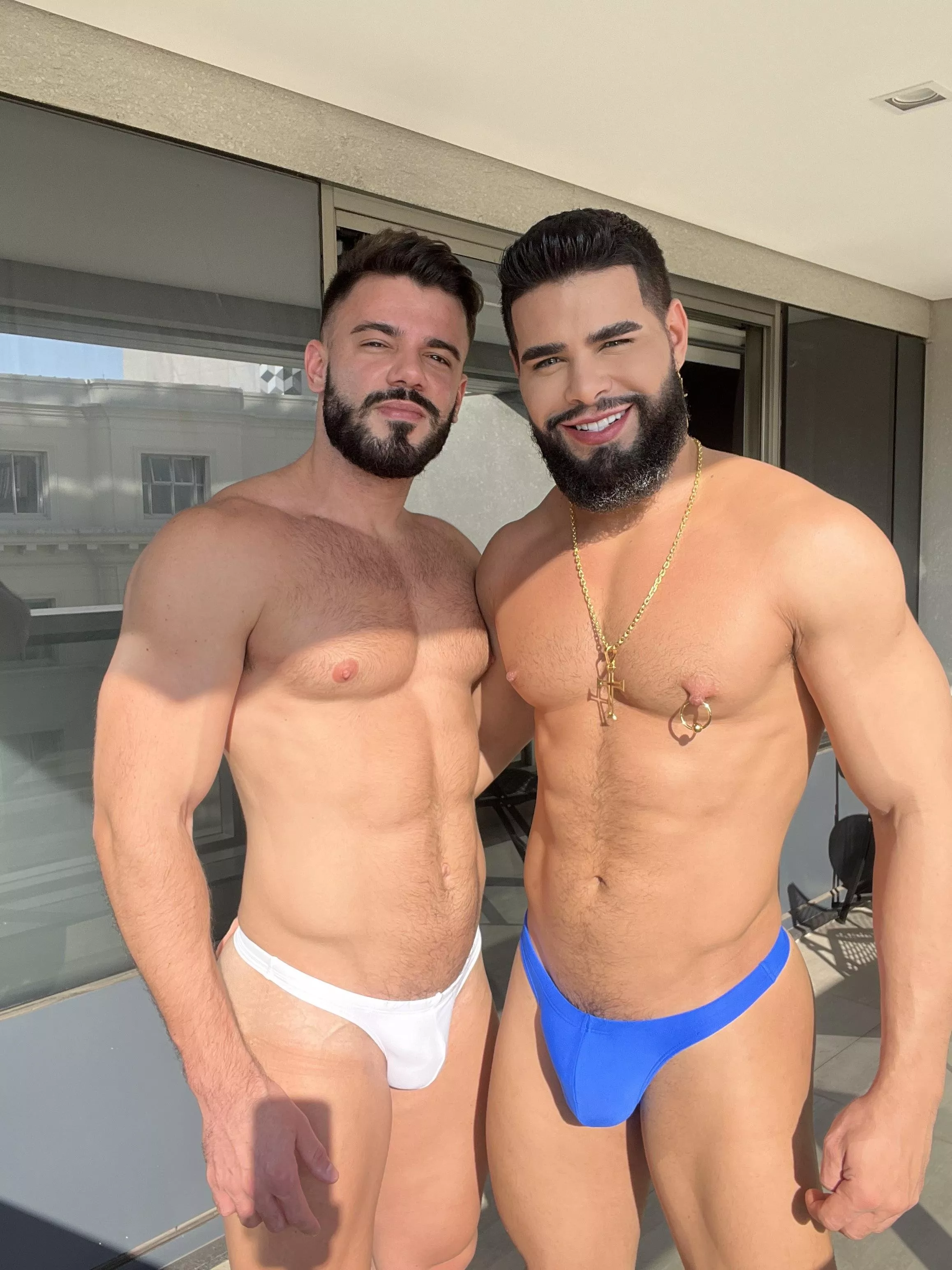 Hey Tuesday posted by italofassin