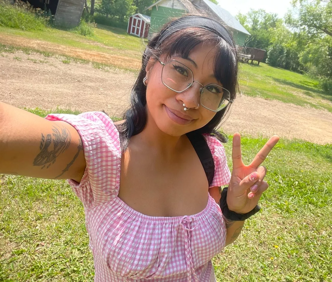 loved this pic of mine so I'm sharing it with you all posted by Fireflyurton