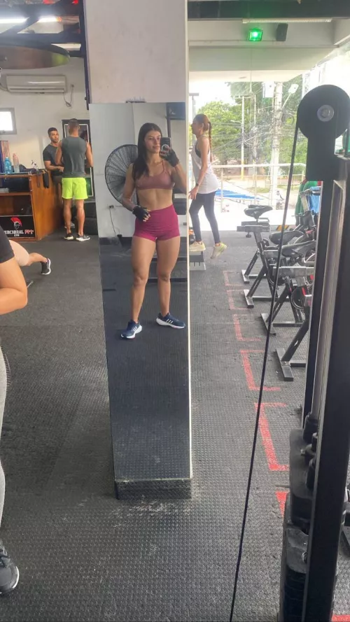 Smiling after a good workout by Ringedsplitter