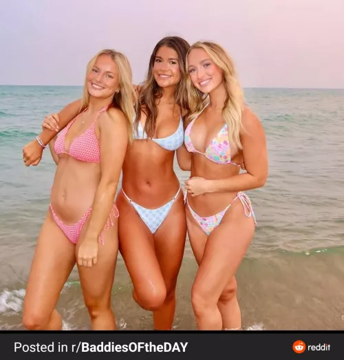 👙summer aint over 👙 by CptYellowCakes5