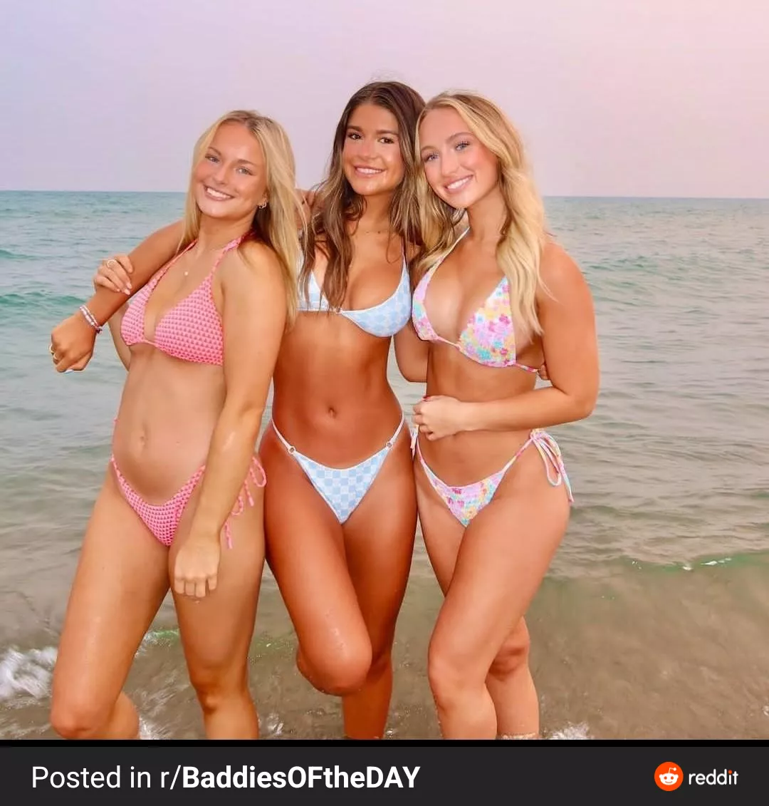 👙summer aint over 👙 posted by CptYellowCakes5