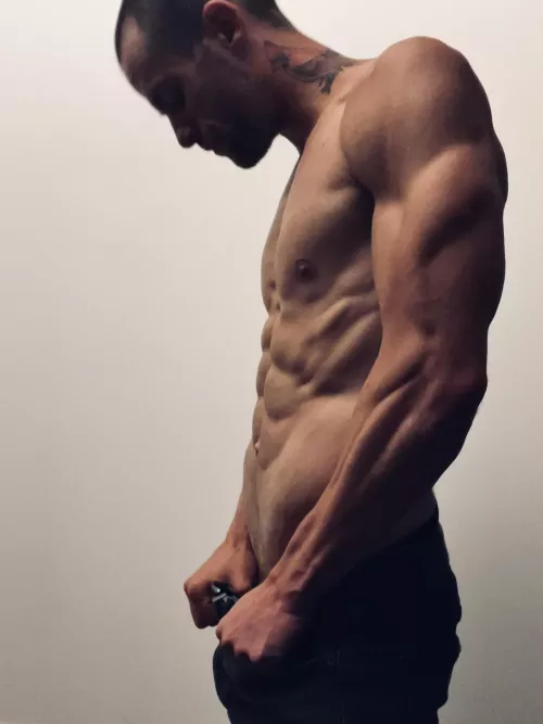 The only truly fair process - carving your own body. It took over 34 years but ive found what grips me. by Depr3ss3d_DurD3n