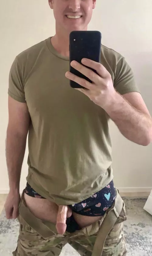 What’s your favorite way to make a guy like me cum? by slashbanter