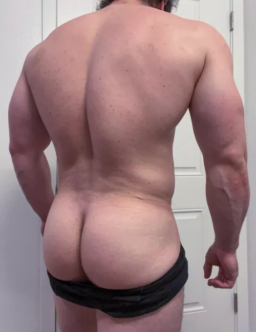 [29] how’s it looking? by Big-Zachary