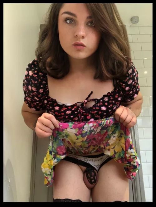 Always dress like a pretty slut for chores ♥️ by sisssybeta