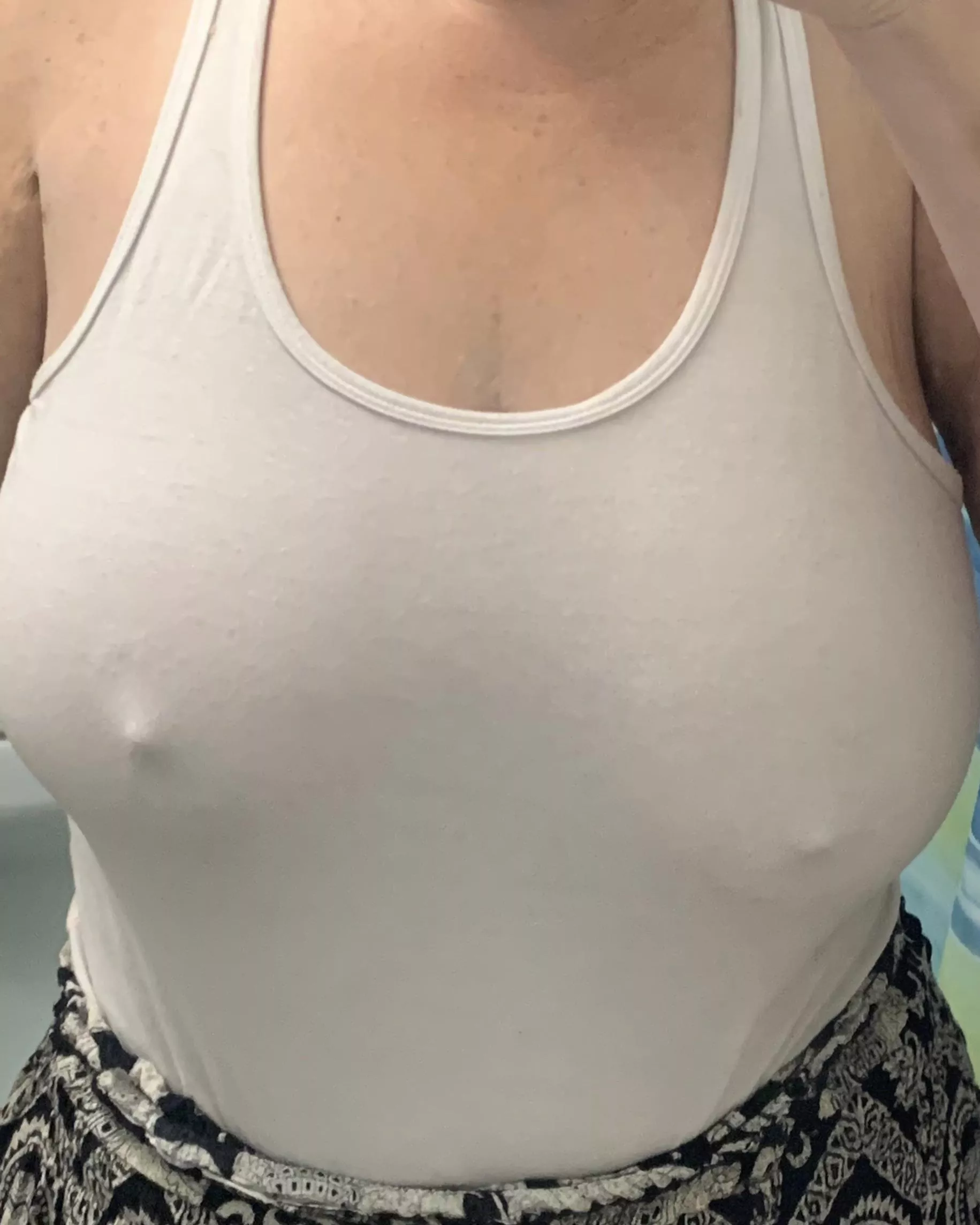 Can only really be braless at home for obvious reasons but it feels so good when I finally can be posted by Billie408