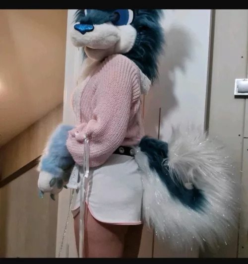 Can someone send me stuff like this ?? But more sexy by Cautious_Display_107