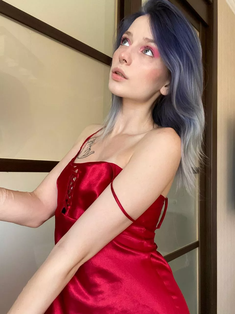 Can we be fuck buddies? posted by glamorous_decisive