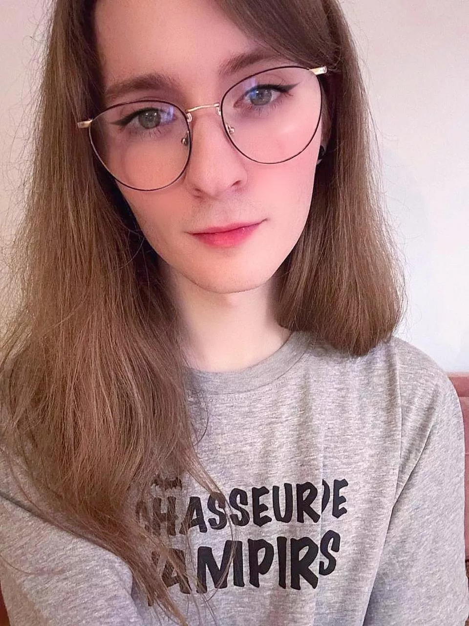 Do you like boys with long hair? 😊💕 posted by Rebi_Senpai