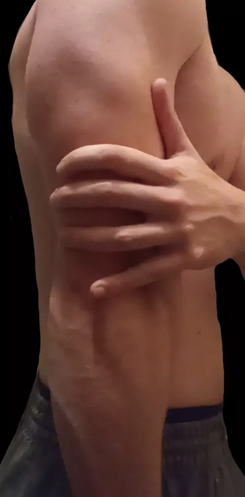 First post here, hope this fits! by Handsjoyer