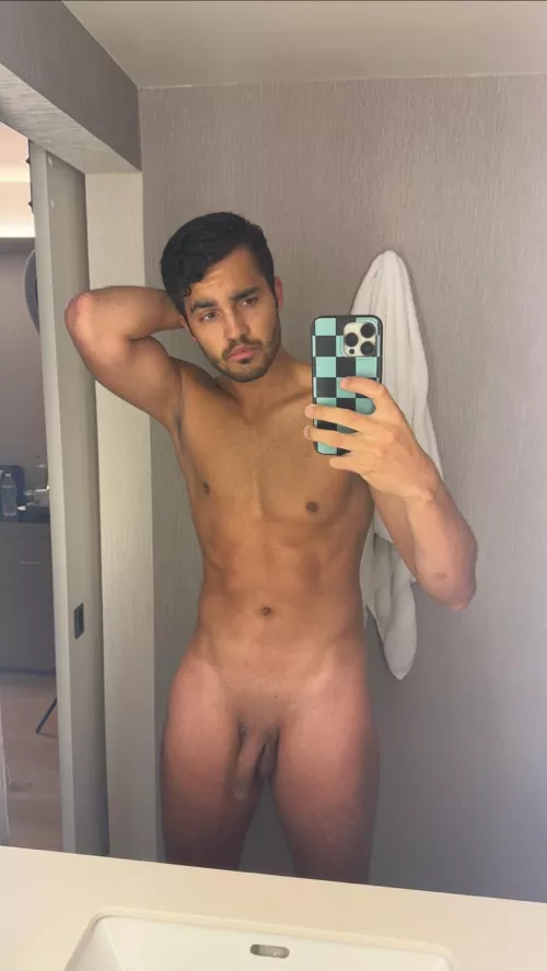 Freshening up;) by smithmyth123