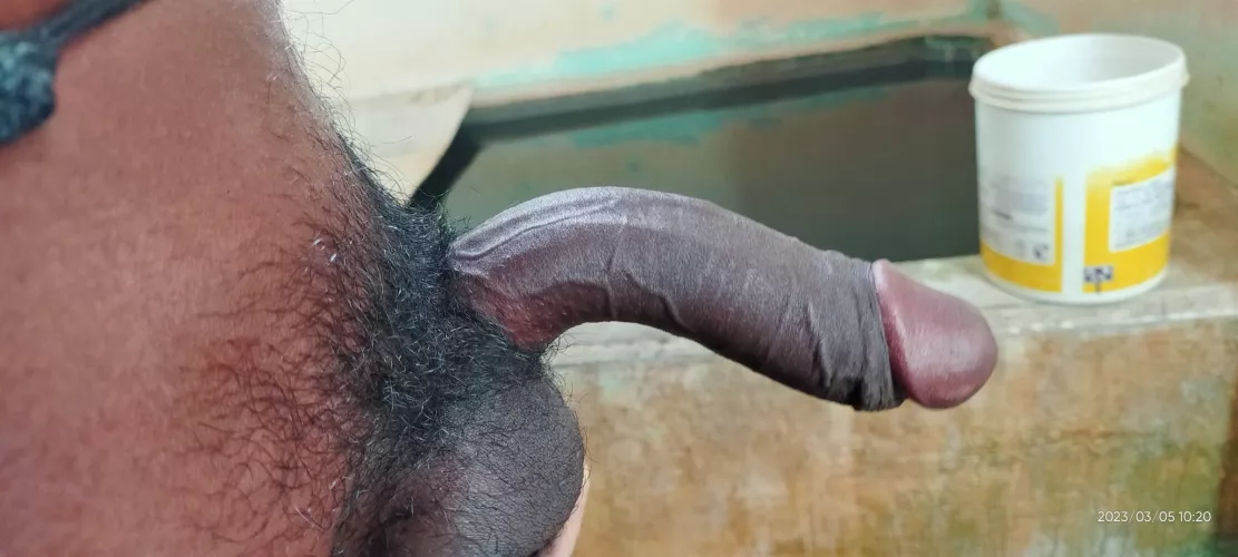 Going to get a shower by DeepBlacki