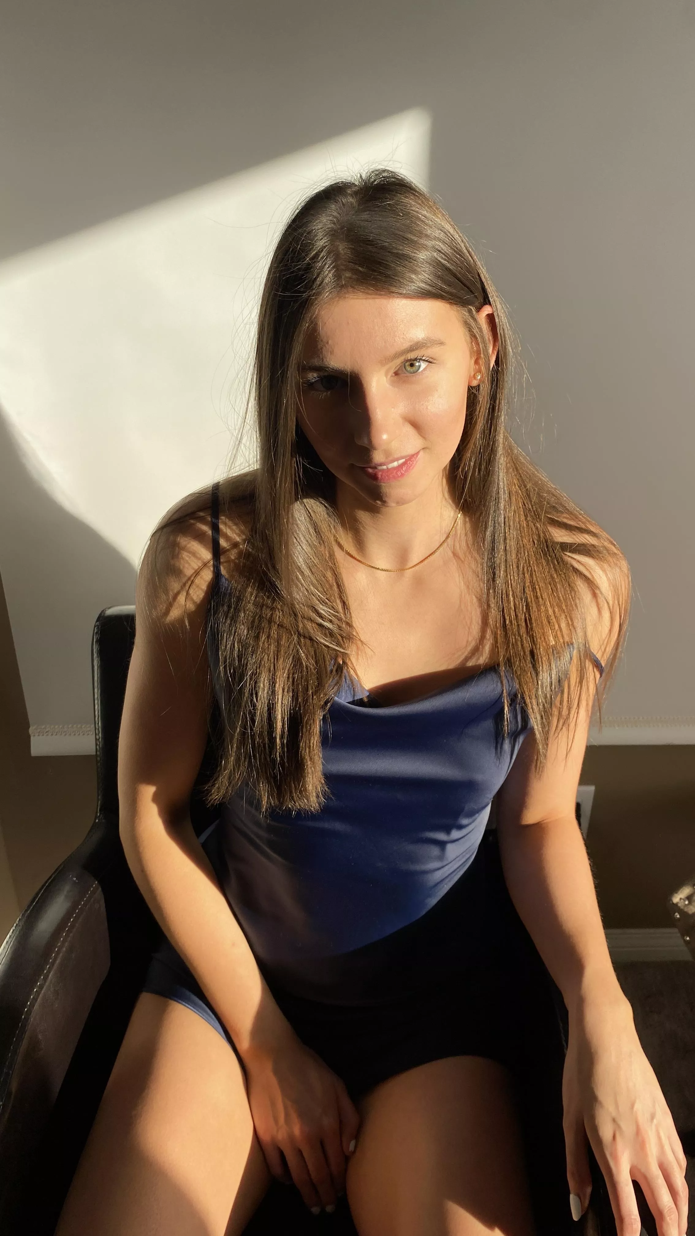 i sit next to you in class... posted by _RedRioT23