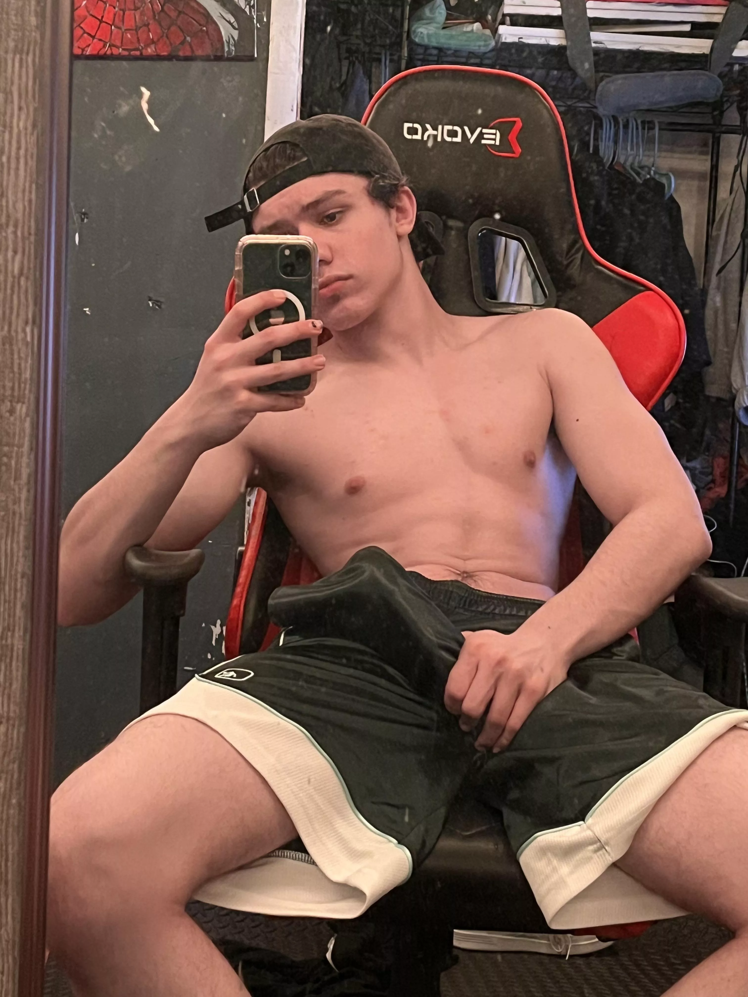 It’s cramp in there posted by Squaredjosh005