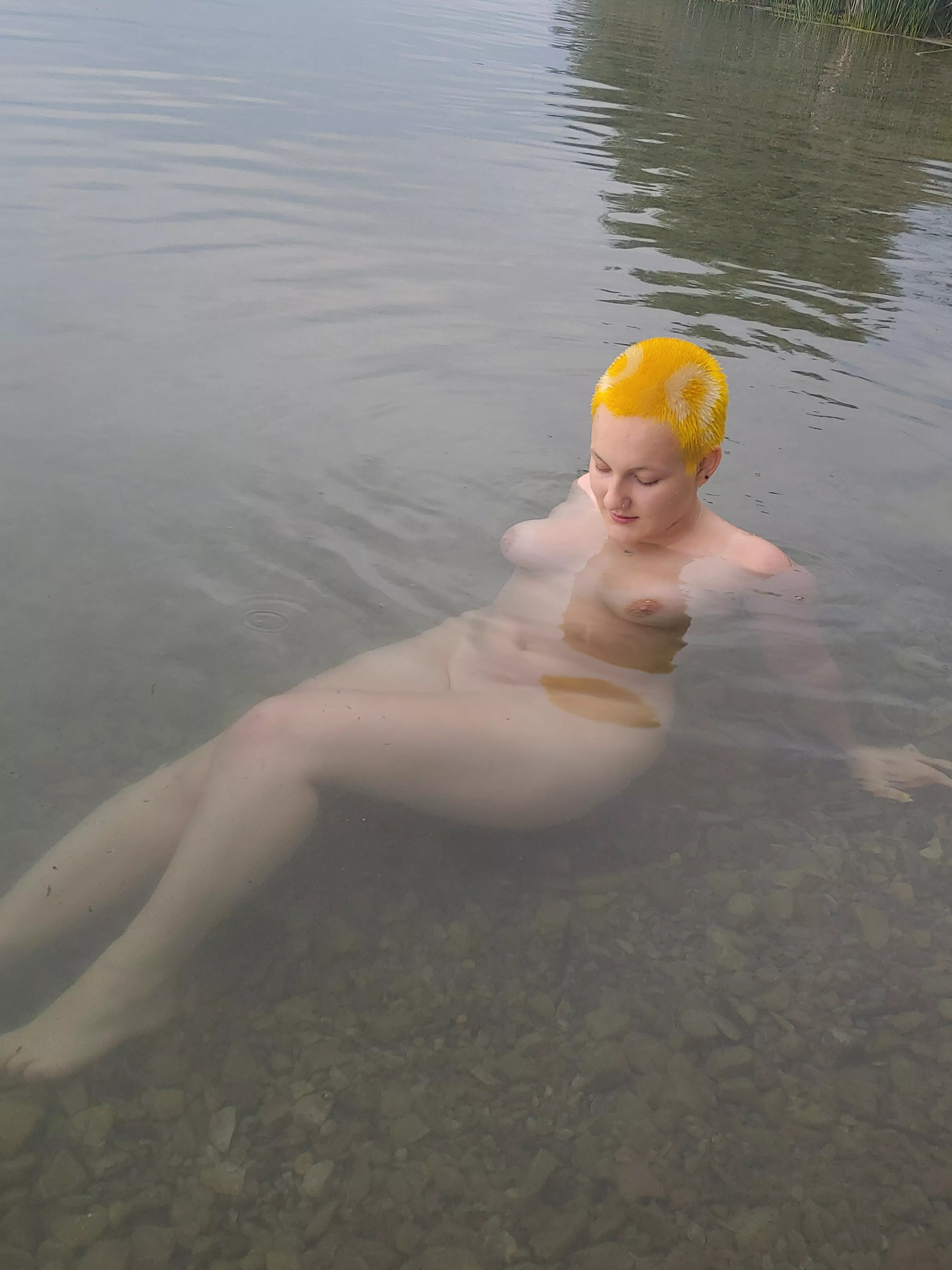 lets go for a swim😚 posted by Own_Childhood9034