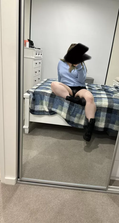 Looking for a girl to play with after my bf fills me up by Substantial-West9749