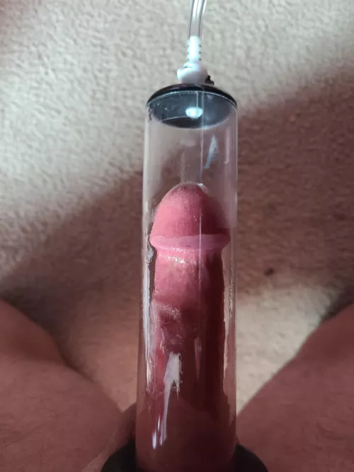 Mid day pump at work by gilf_hunter3