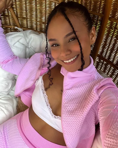 Pink suits me when I chill by ILoveSmilinggBack