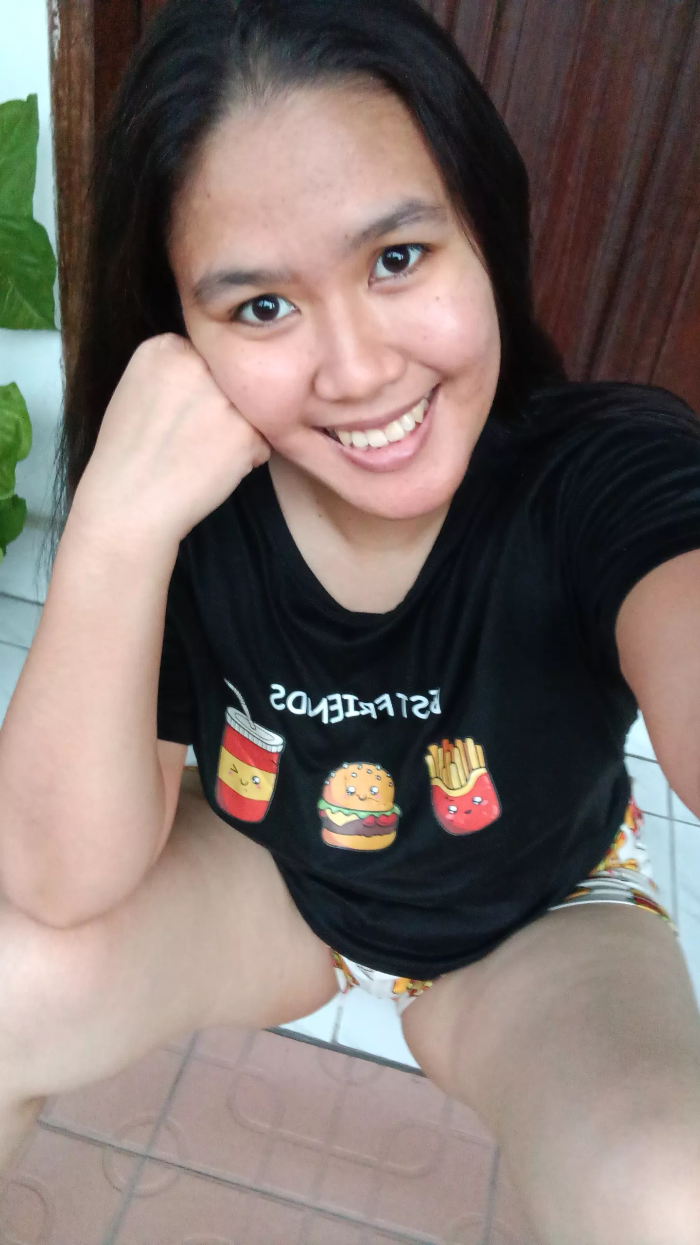 Ready for snacks! posted by Acel32