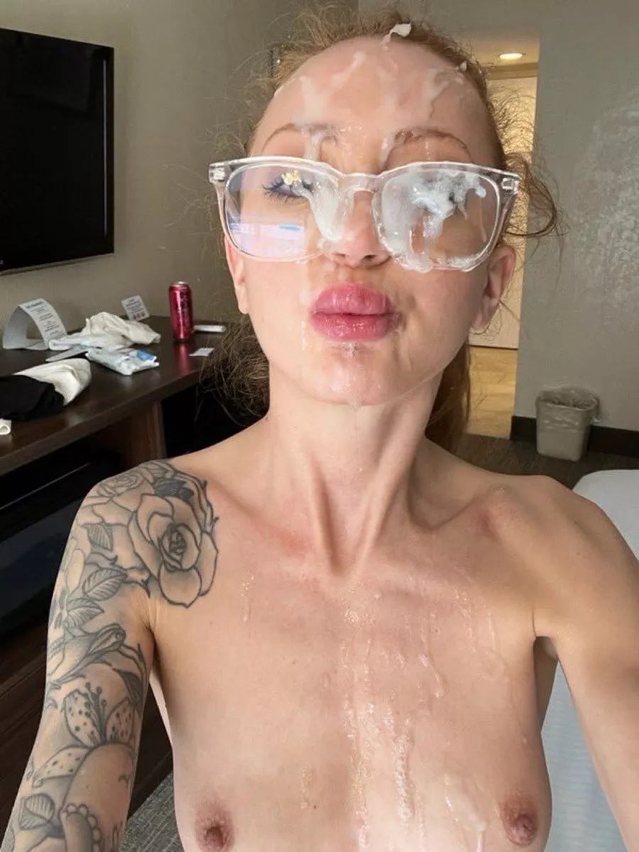 Redhead cum baby posted by Gokkunasia