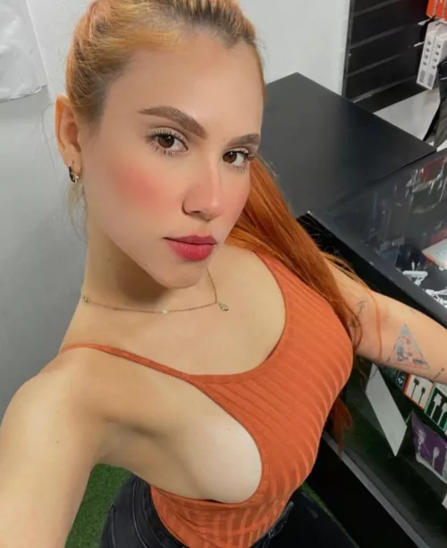 Tank top by HonestRunner