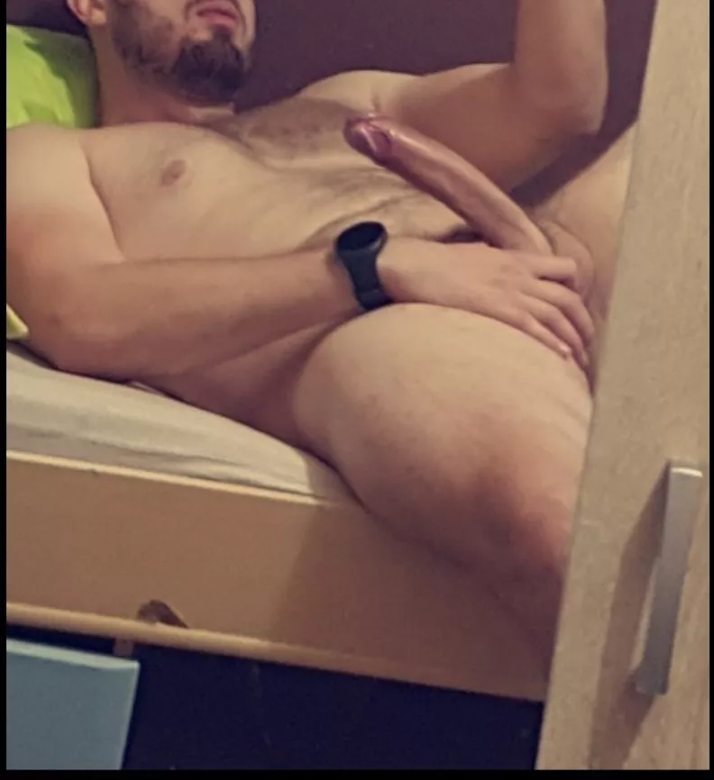 Upvote if you I'm bigger than your bf posted by johnnyjjj2