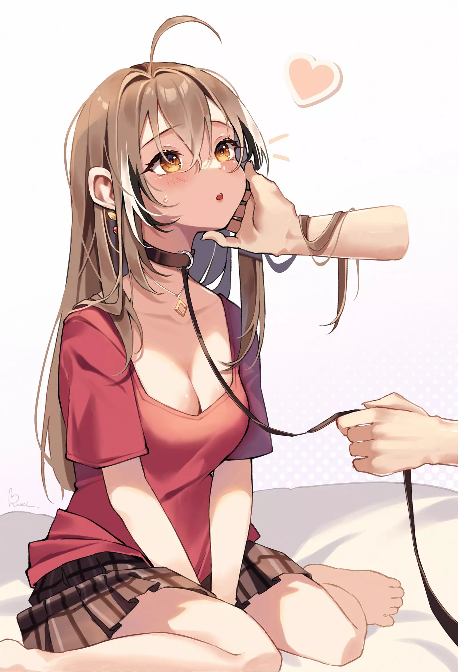 When you get home from work, I wait you on the bed with a collar and a leash 