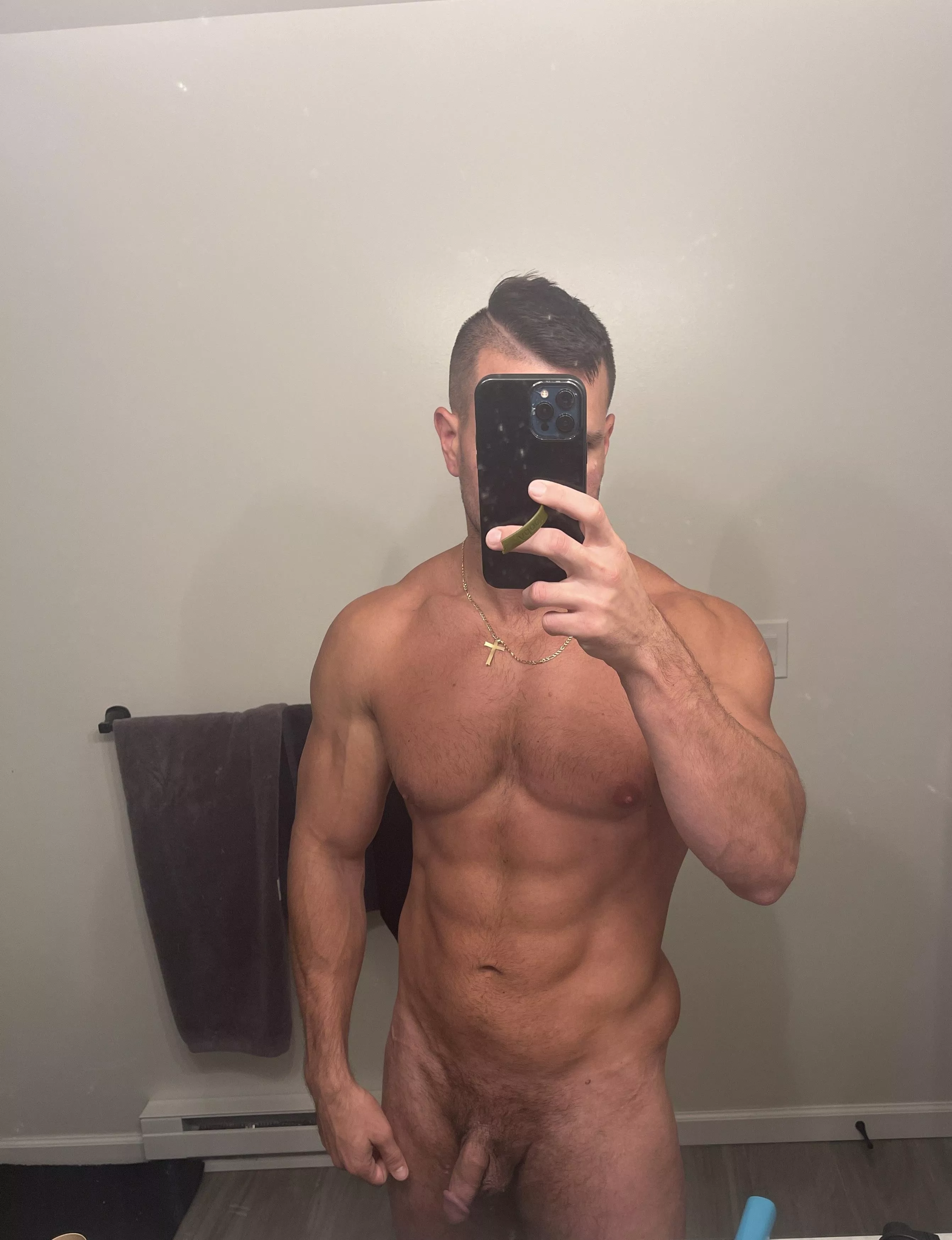 You wake up at a sleep over and see your friends dad like this- what’s next? [35] posted by LowerFun4869