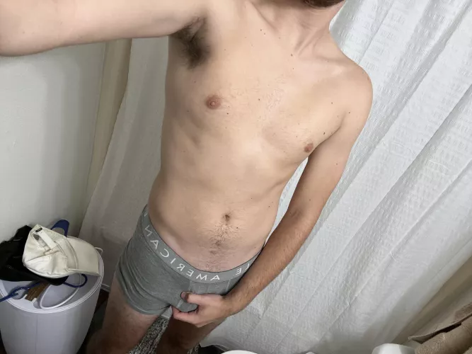 22 looking for a fit bro to cum live with. DM by Warm_Painting6660