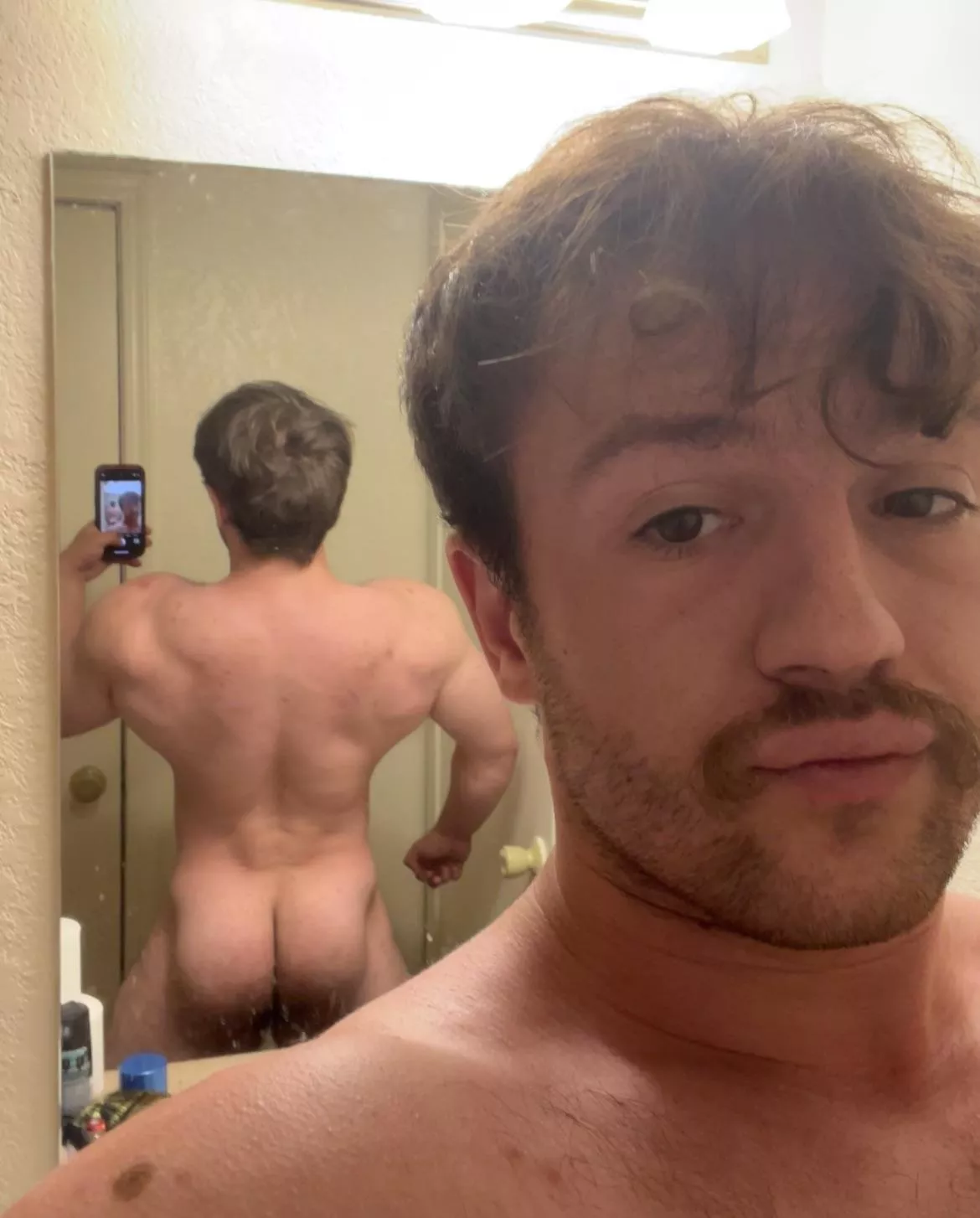 Can you tell I hit legs posted by Musclestud101