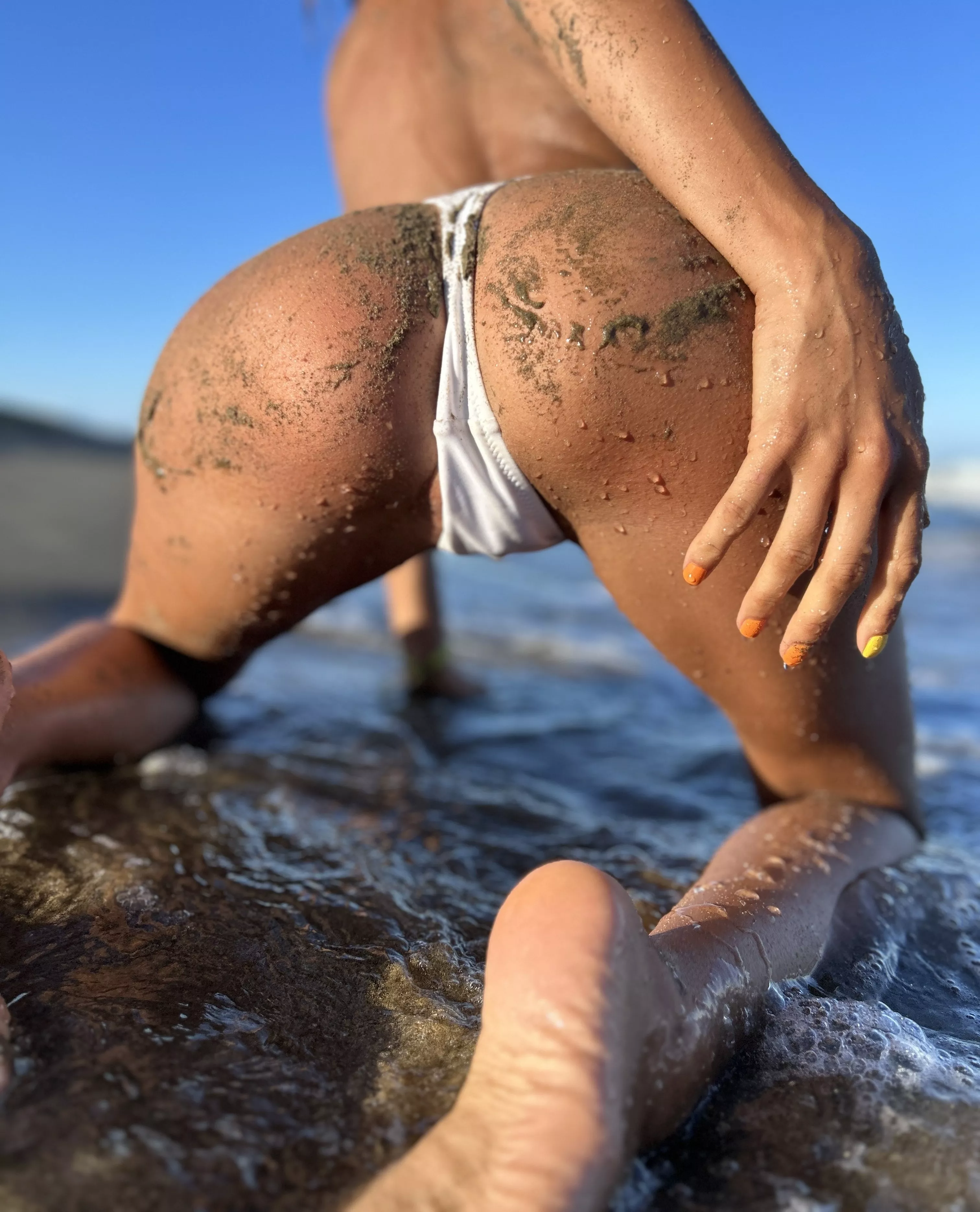 Celebrating the beauty of my uniqueness as a beautiful and slim girl posted by skinny_slutty_teen