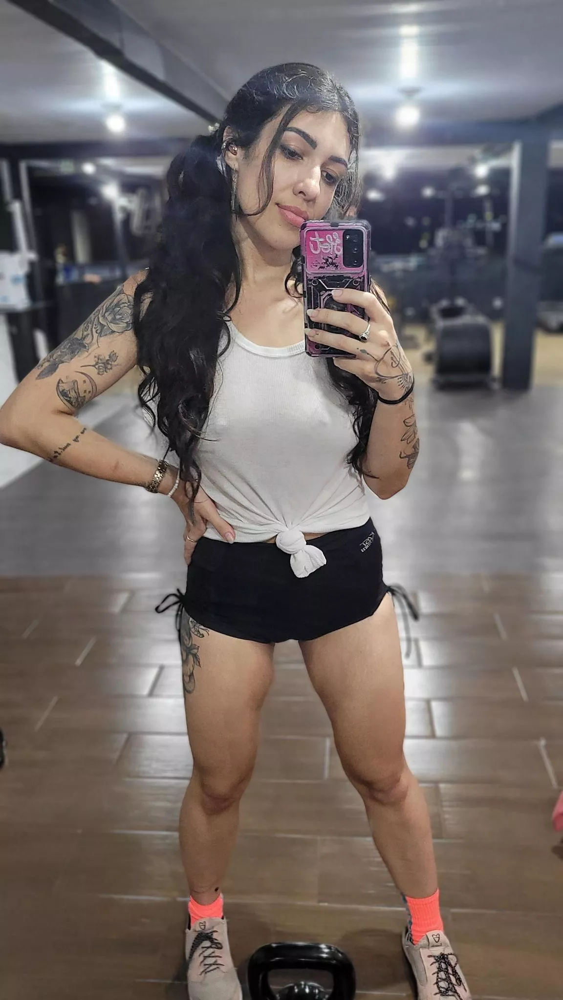 [F] I forgot my sports bra. posted by casal_venomous