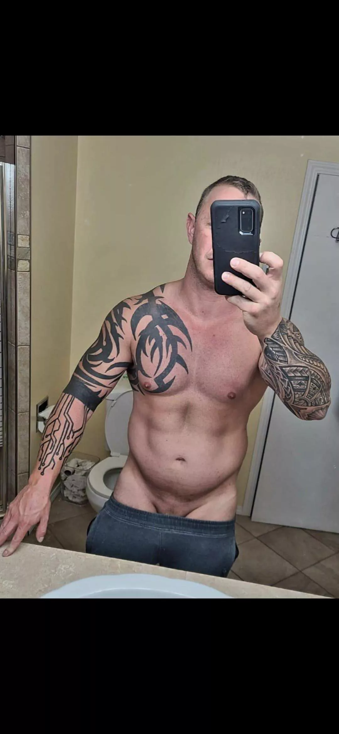 Hello 👋 posted by Big-Daddy-Bomber