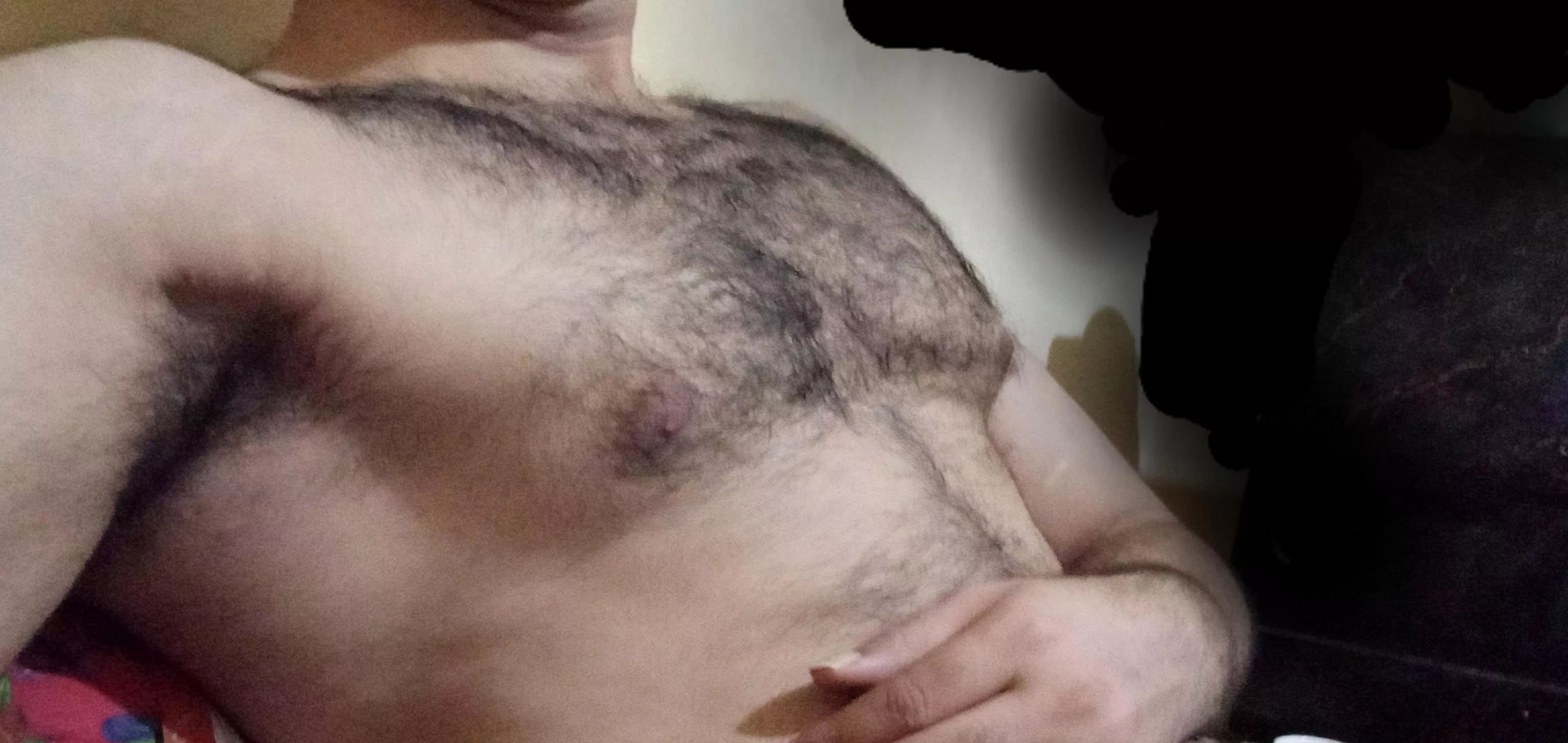 Hi👋💥m(24) posted by selonzan