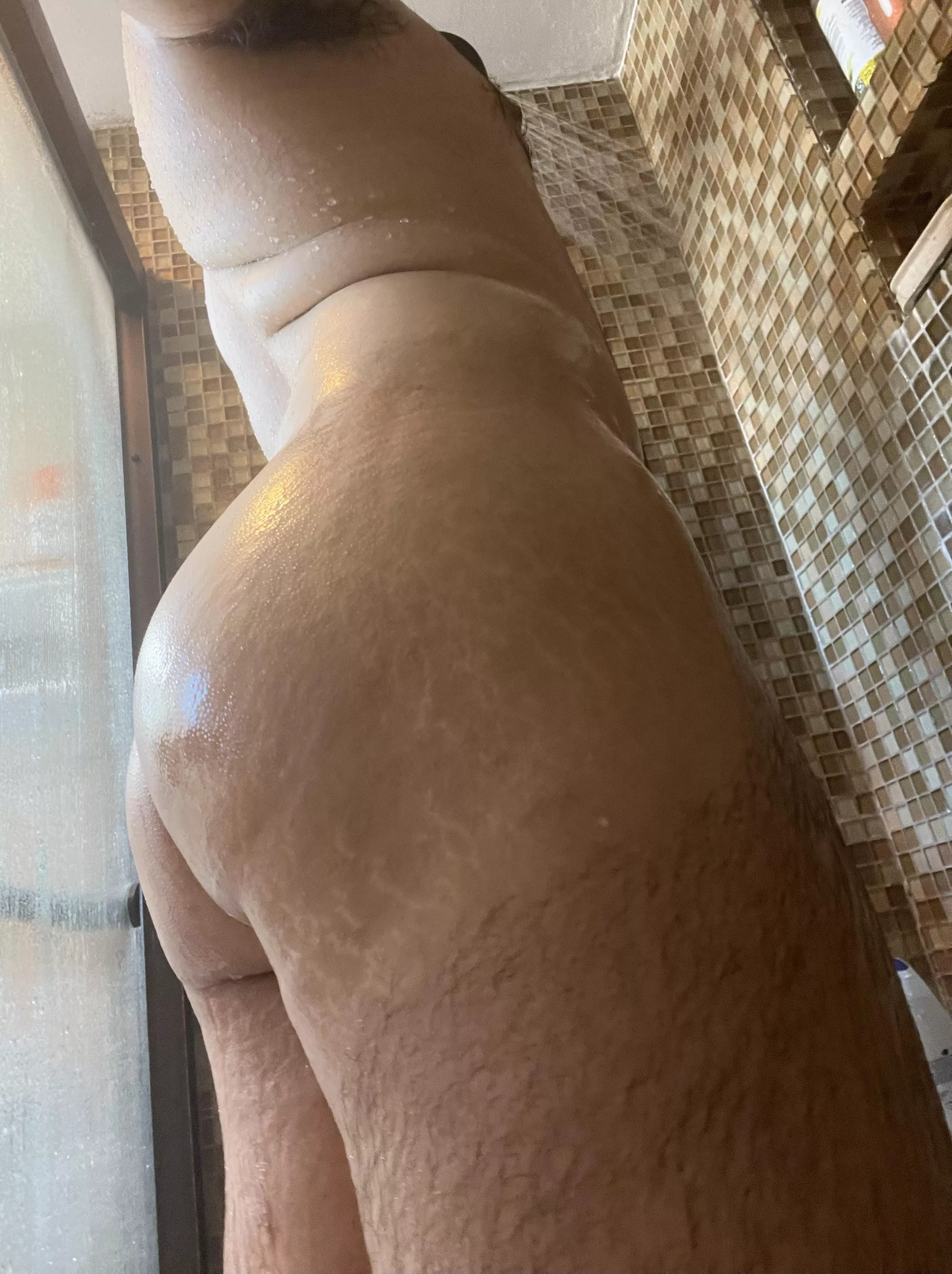 How’s my body look? posted by ScarcityRealistic172