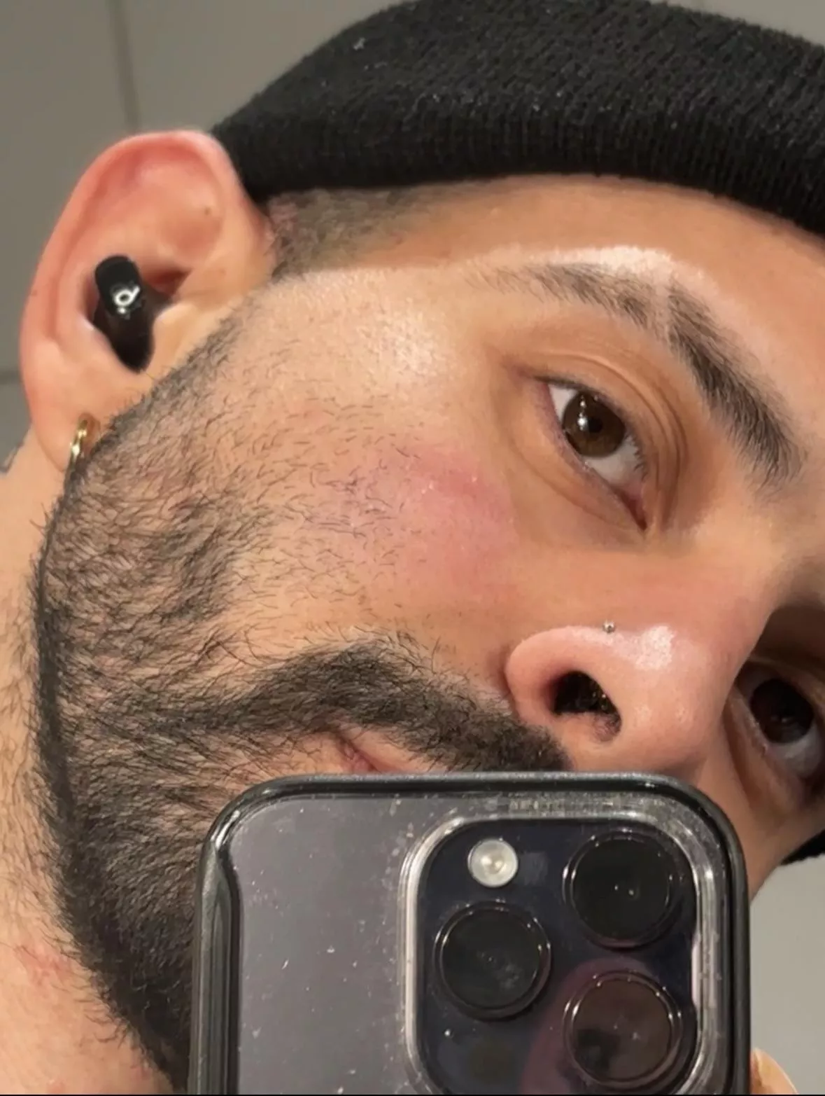 I used to despise my boring brown eyes, I started to love myself and learned I wouldn’t change them for a thing posted by EfficientNose5550