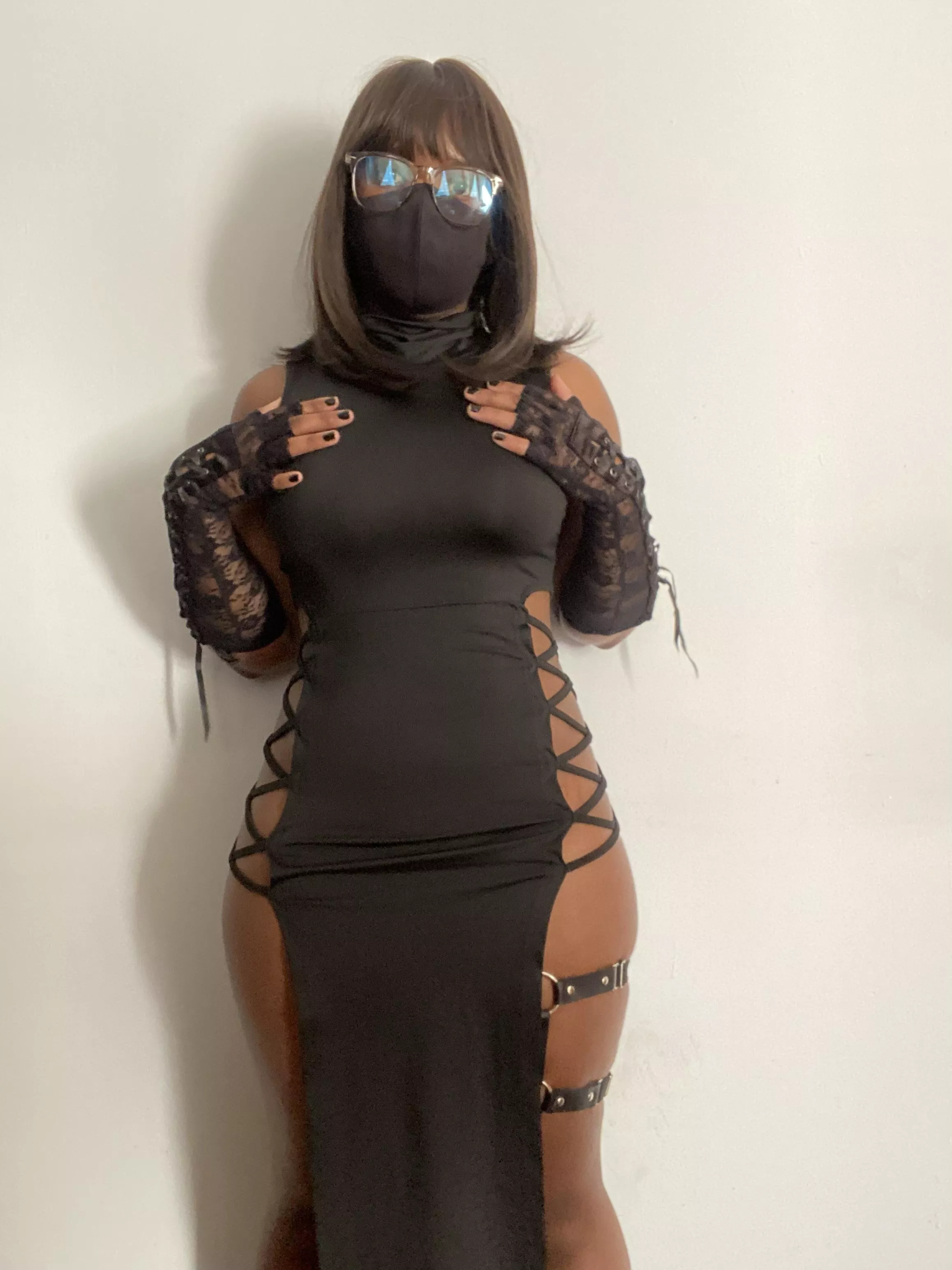 I’ve heard slim thick is many men’s type posted by ChocolateNymphettt