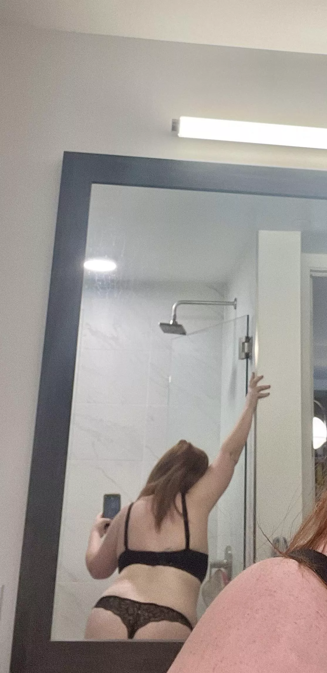 Mirror, mirror on the wall posted by Littletexasginger