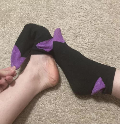 [selling] Little ankle socks but big smell~Selling panties/socks/bras and more~ by SlutSellingSocks