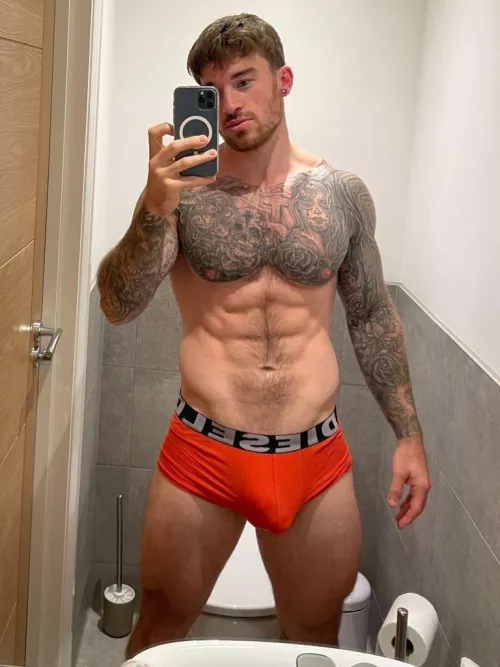 Toilet selfie by Hatts_17