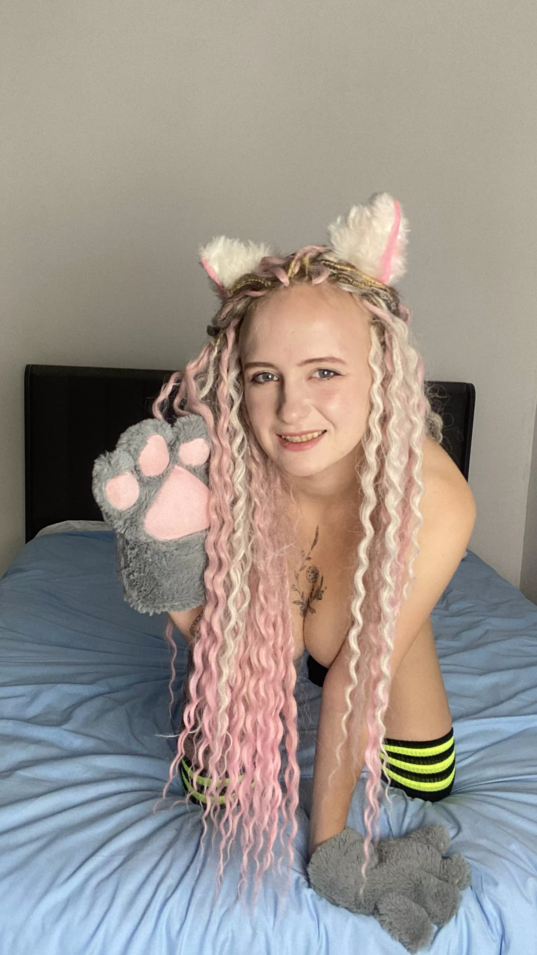 Who's up for a late-night pillow fight? posted by wittingBohemian