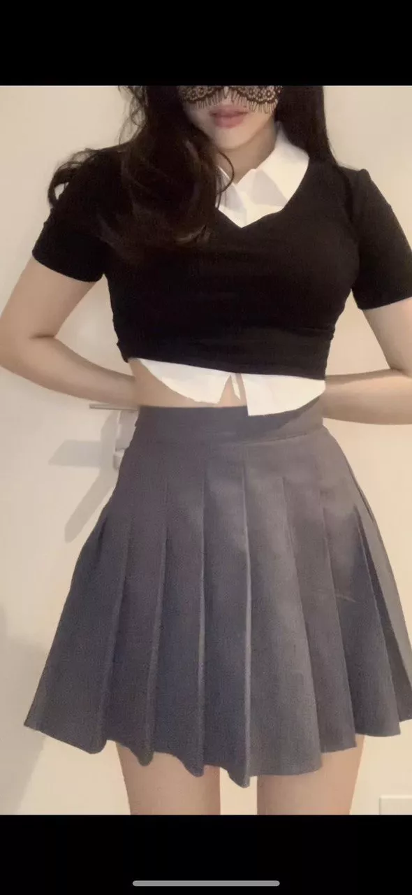 Your elegant Korean goddess posted by OkCombinaton